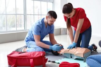 Understanding The Basics Of Emergency Care Through First Aid Courses