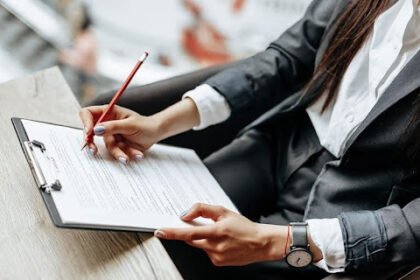 Who Qualifies for a Loan for Foreigners in Singapore