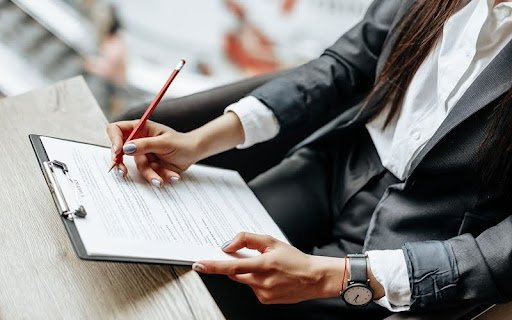 Who Qualifies for a Loan for Foreigners in Singapore