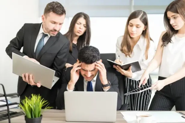 Crew Disquantified Org: The Future of Work Beyond KPIs and Metrics