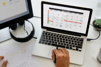How Schedow Transforms Your Scheduling Experience