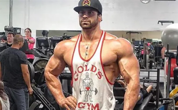 Bradley Martyn Net Worth – 2026