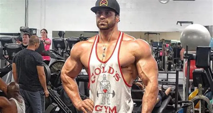 Bradley Martyn Net Worth – 2026