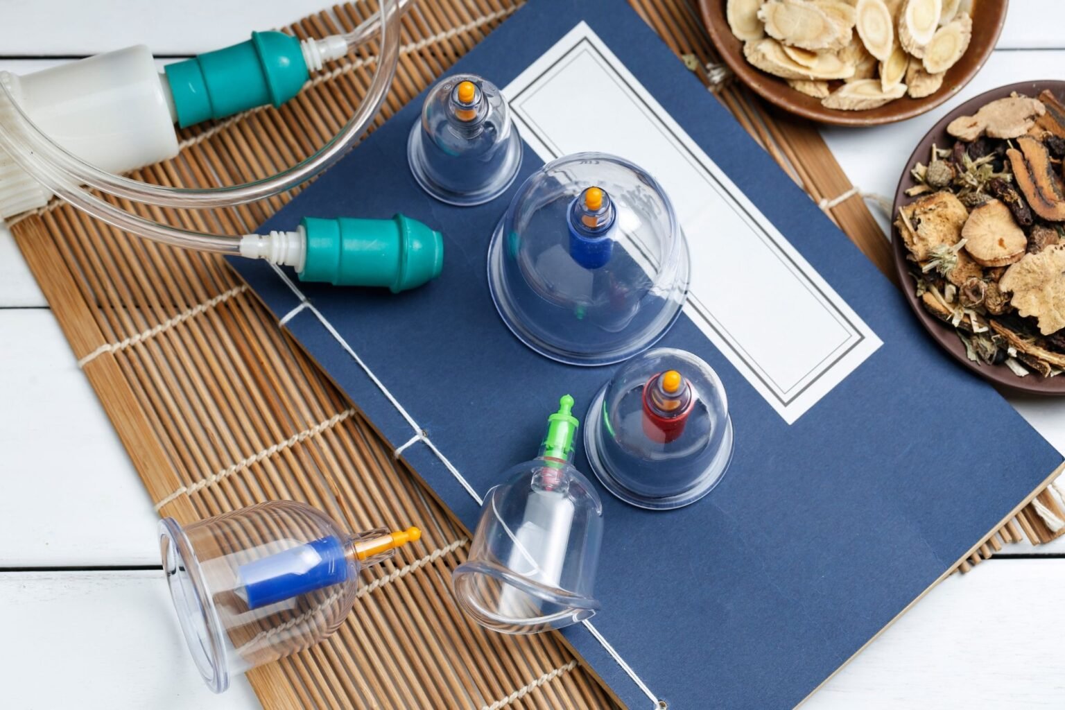 Woke Up with a Stiff Neck? 5 TCM Essential Resources for Instant Relief in Singapore