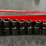Swiveling Socket