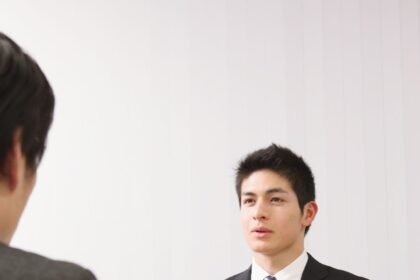 When Should International Students Start Applying for UK Graduate Jobs? Your Timeline