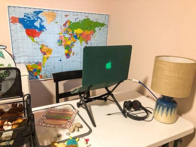 The Carry-On Office: How to Build a Work Setup That Travels Well